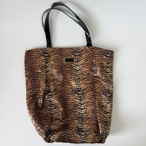 Sequin Tiger Print Tote Bag Magnetic Button Closure